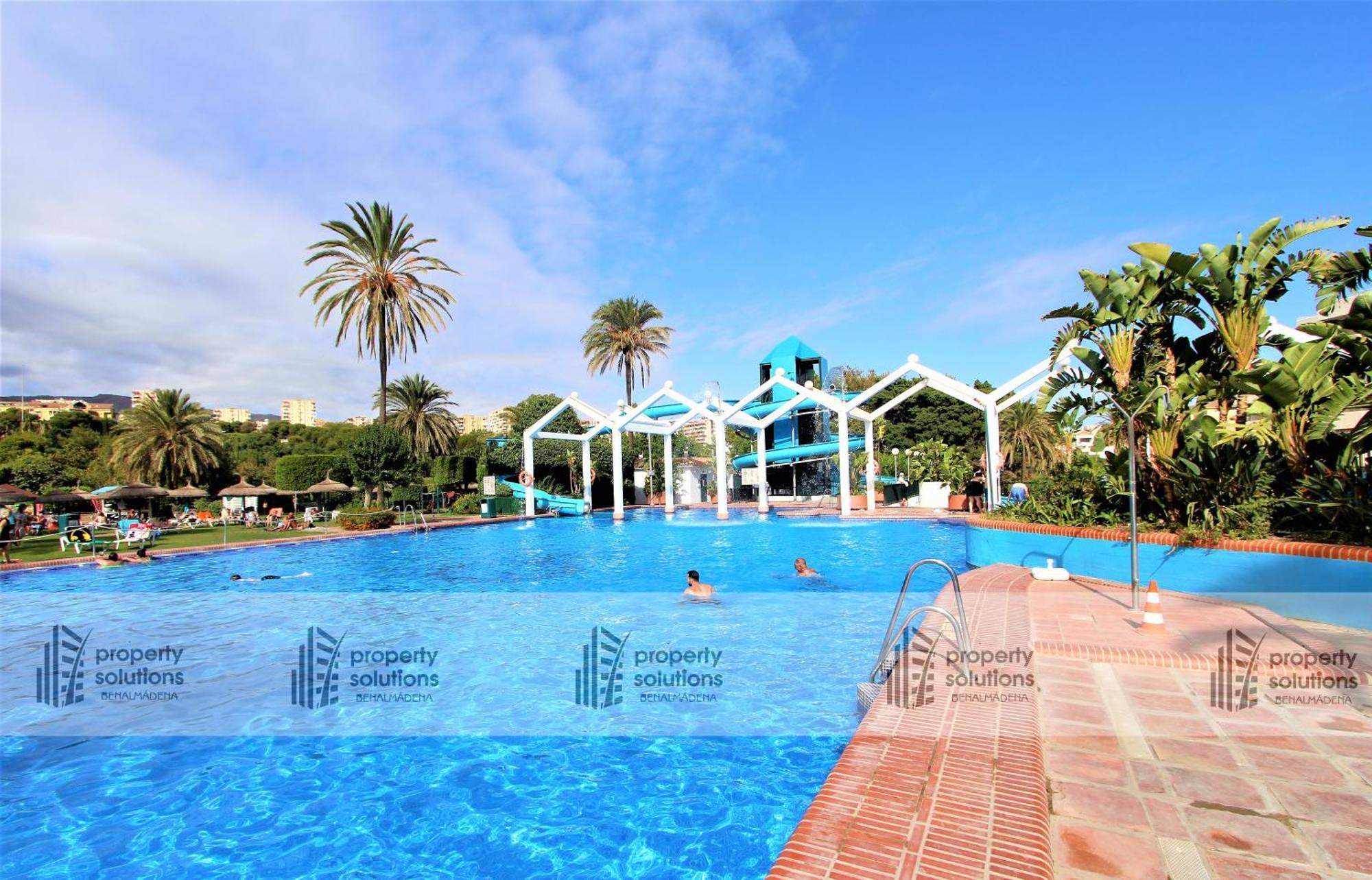 Benalbeach 1010 - Vista Al Mar - Piscina Todo El Ano - Primera Linea De Playa Benalmádena Exteriör bild